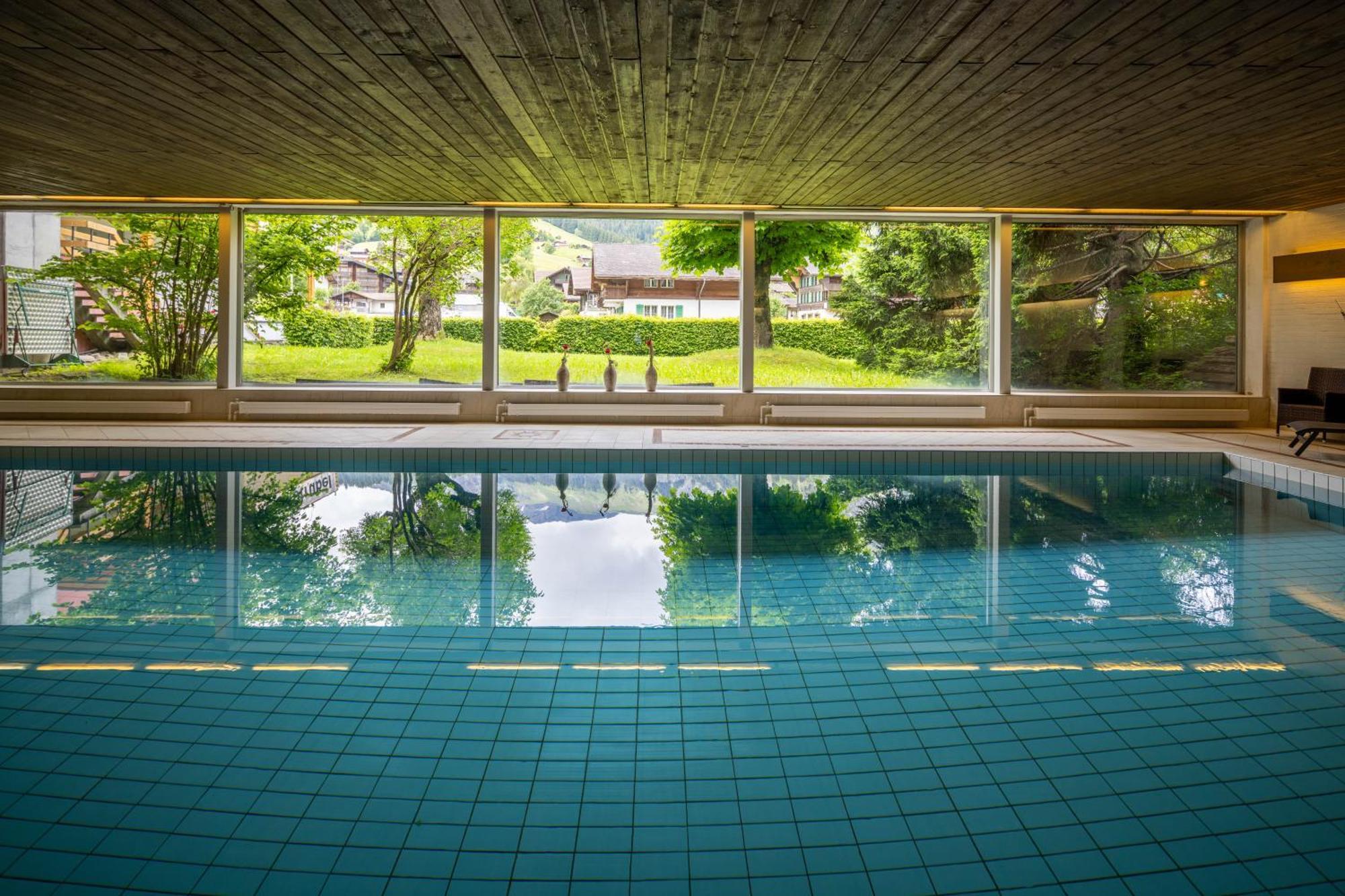 Sporthotel Wildstrubel Lenk im Simmental Extérieur photo