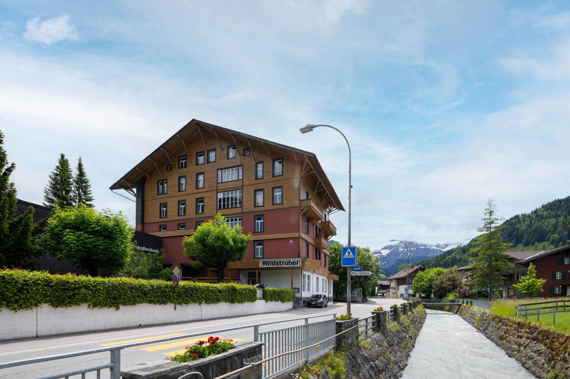 Sporthotel Wildstrubel Lenk im Simmental Extérieur photo